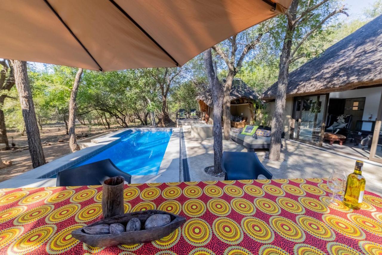 African Sky Villas Marloth Park Exteriör bild